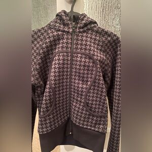 Black and Gray Lululemon Scuba hoodie
